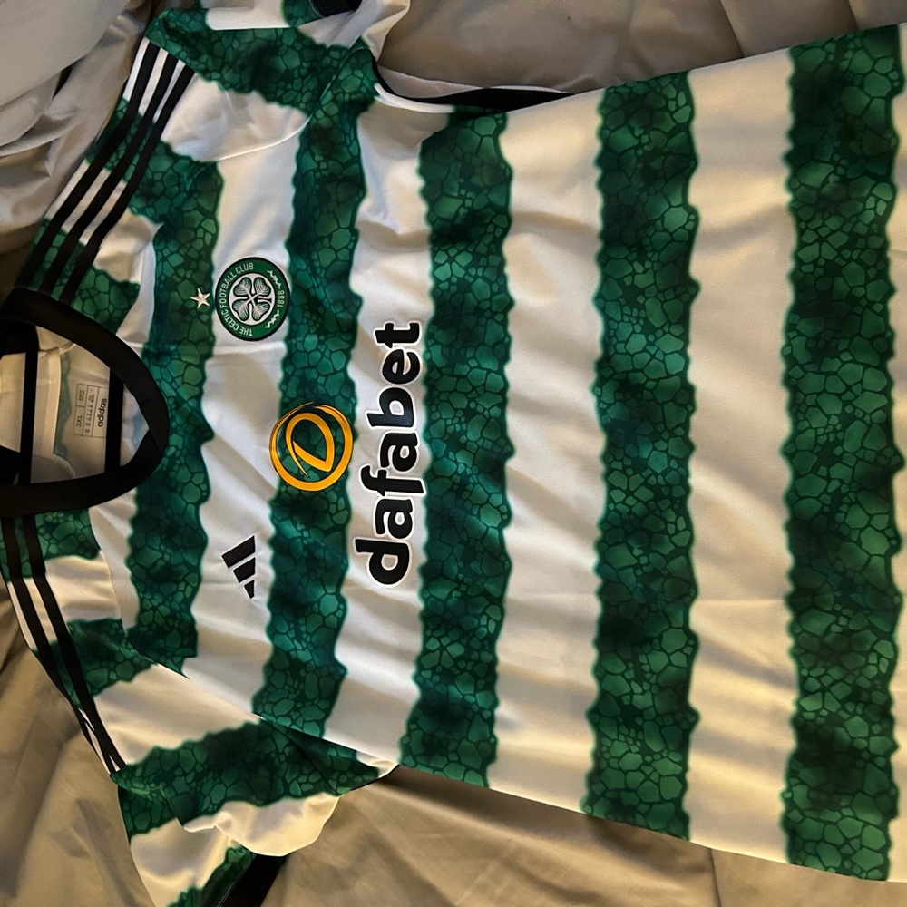 Celtic fc soccer jersey